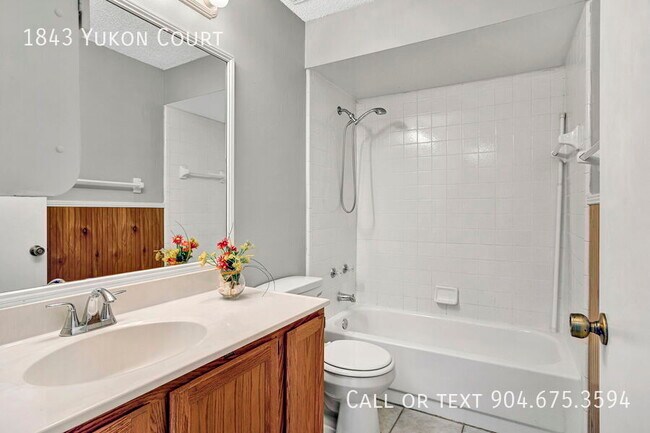 Building Photo - 1843 Yukon Ct