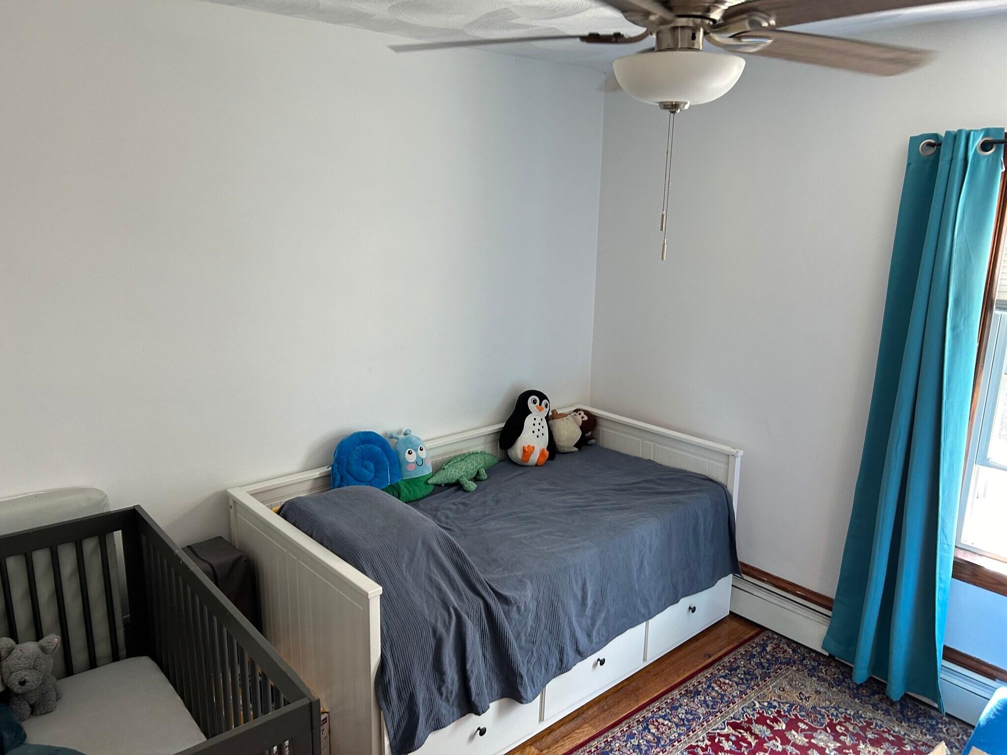 Bed 2 - 221 Market St