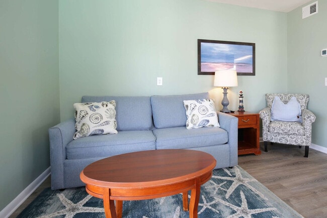 Building Photo - 608 Carolina Beach Ave S