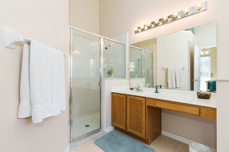 Building Photo - 2840 Drifting Lilly Loop