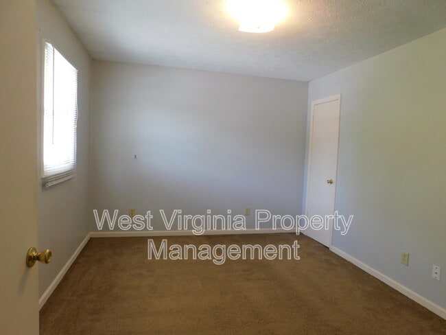 Building Photo - 152 Cardinal Wy