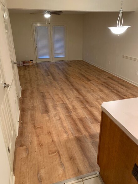 Building Photo - 1146 Northwood Loop