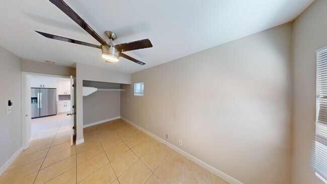 Building Photo - 6145 Mary Ln Dr