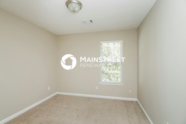 Building Photo - 3 Bedroom Pet-Friendly Home in Union City, GA with Main Street Renewal