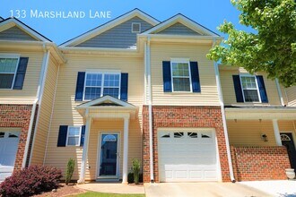 Building Photo - 133 Marshland Ln