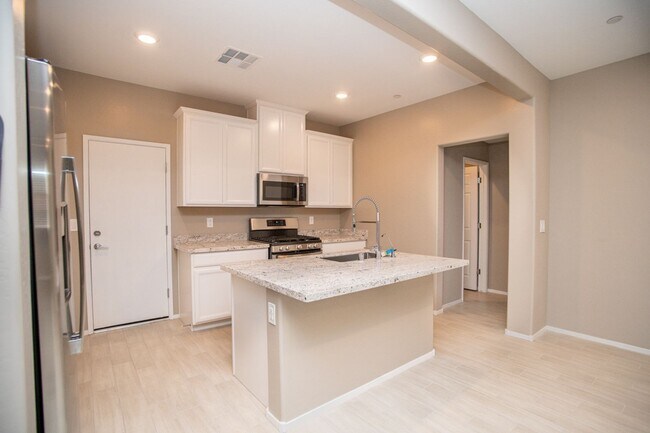 Building Photo - COMING SOON Gorgeous Townhome 3/2 in Santa Rosa Community in Summerlin!