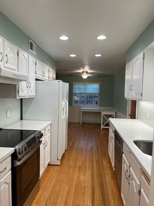 Building Photo - 4781 Rex Ct