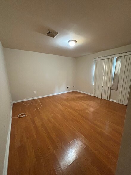 Building Photo - 18 Harrison St