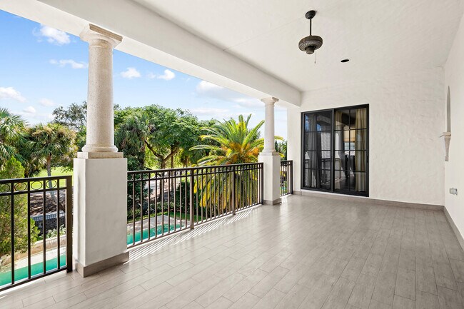 Building Photo - 7040 Long Leaf Dr