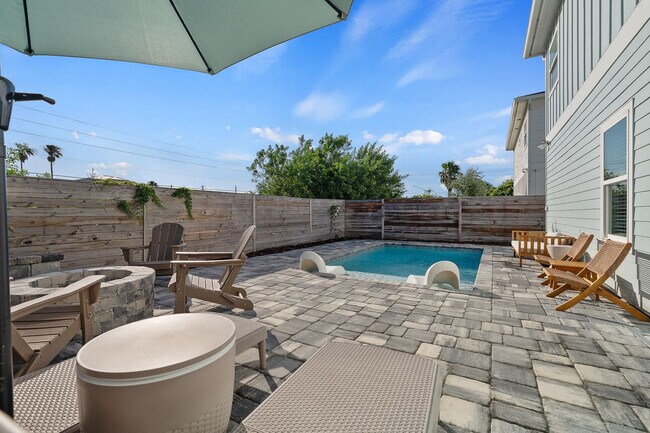 Building Photo - 6824 A1A S