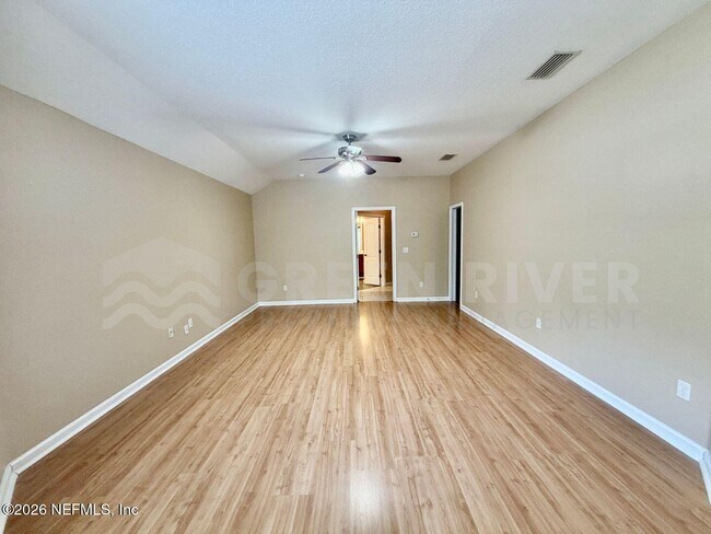 Building Photo - 1462 Scenic Oaks Dr