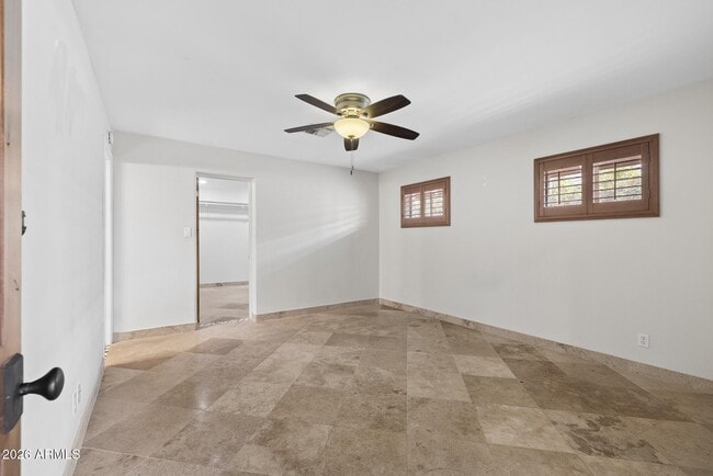 Building Photo - 6332 E Earll Dr