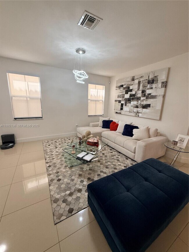 Building Photo - 8640 NW 101st Pl