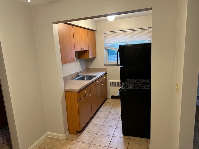 Kitchen - 2283 Rosedale Ave