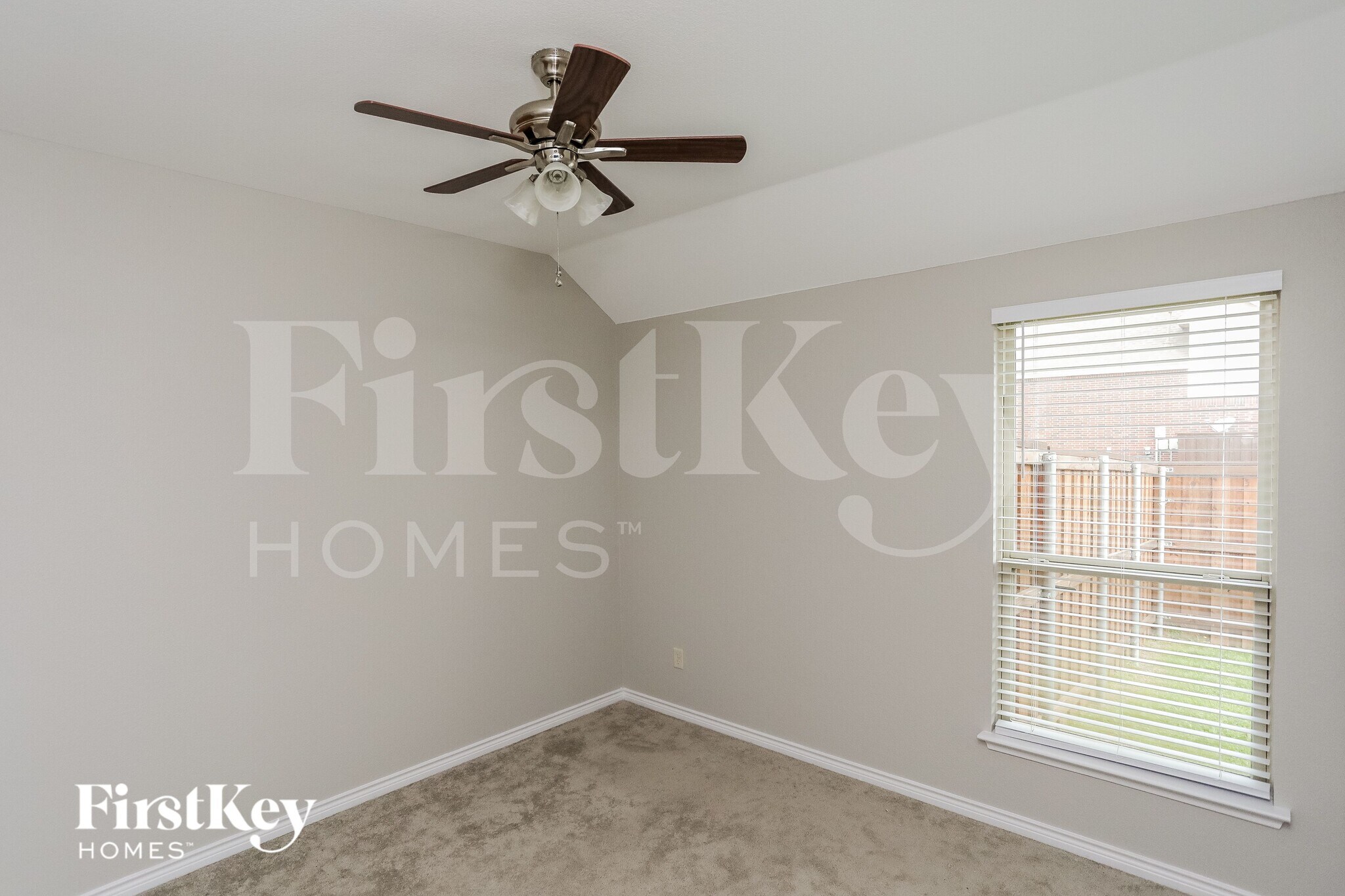 Building Photo - 1001 White Porch Ave