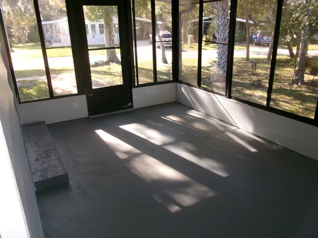 Building Photo - 4 Gentle Ben Path