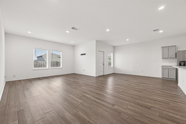 Building Photo - 24721 Majestic Cone Ln