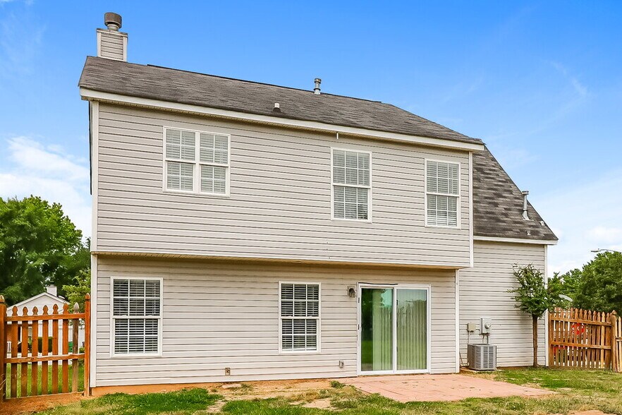 Building Photo - 2203 Pimpernel Rd