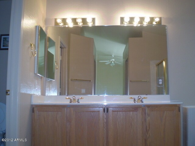 Building Photo - 1982 W Peninsula Cir