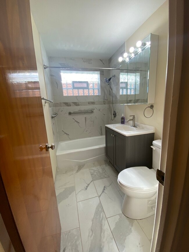 Building Photo - 4517 Cracow Ave