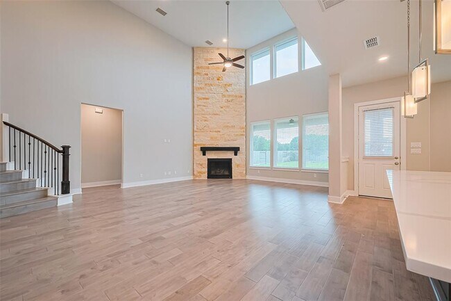 Building Photo - 1322 McMurtry Ridge Dr