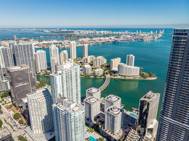 Building Photo - 1080 Brickell Ave