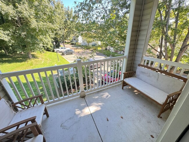 Building Photo - Beautiful 2 bed 2 bath Condo - In Great Lo...