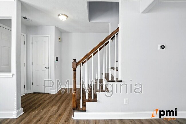Building Photo - 159 Stoney Ridge Ave