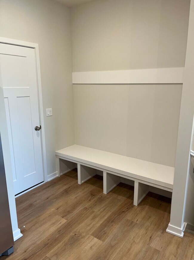 Building Photo - Spacious 5-Bedroom Duplex Near Asbury Elementary with Finished Basement & Full Amenities
