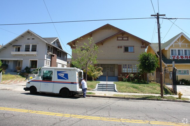 Building Photo - 2720 James M Wood Blvd