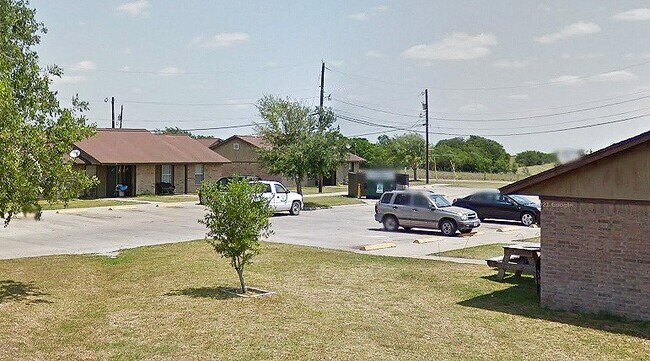 Building Photo - 1200 Goliad St