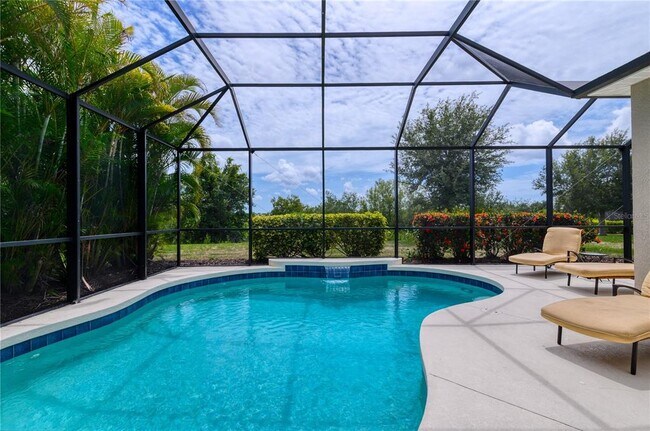 Building Photo - 4720 Claremont Park Dr