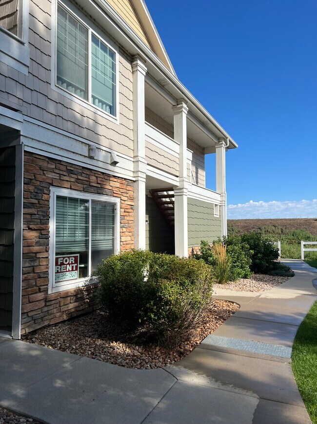 Building Photo - 4925 Hahns Peak Dr
