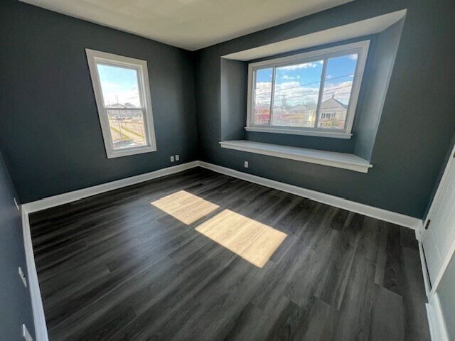 Building Photo - 1414 Plymouth Ave