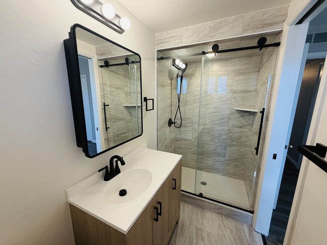 Building Photo - 3324 NW 64th St