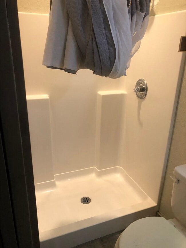 Building Photo - DC05