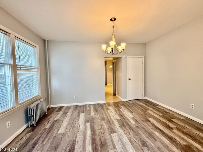 Building Photo - 46 Riggs Pl