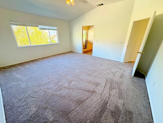 Building Photo - 31450 Pear Blossom Cir