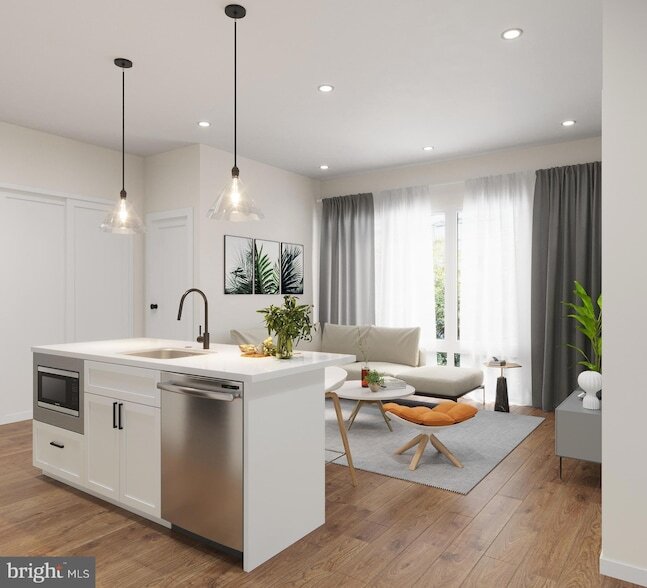 Primary Photo - 2513 N Howard St