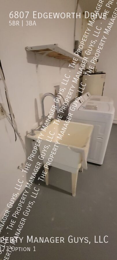 Building Photo - 6807 Edgeworth Dr