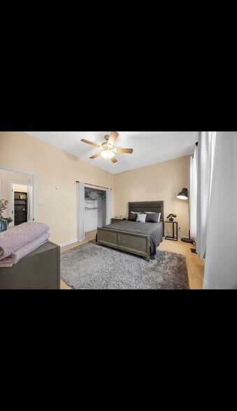 Building Photo - 1627 Dolman St