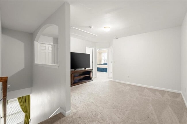 Building Photo - 2682 Pointcrest Way