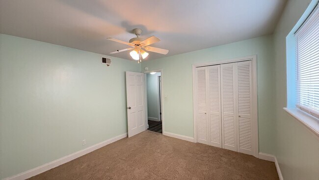 Building Photo - Welcome to your new charming 2 bed, 1.5 ba...