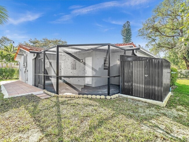 Building Photo - 3880 NW 79th Ave