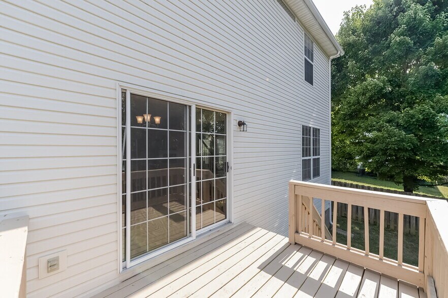 Building Photo - 3505 Glenfalls Dr