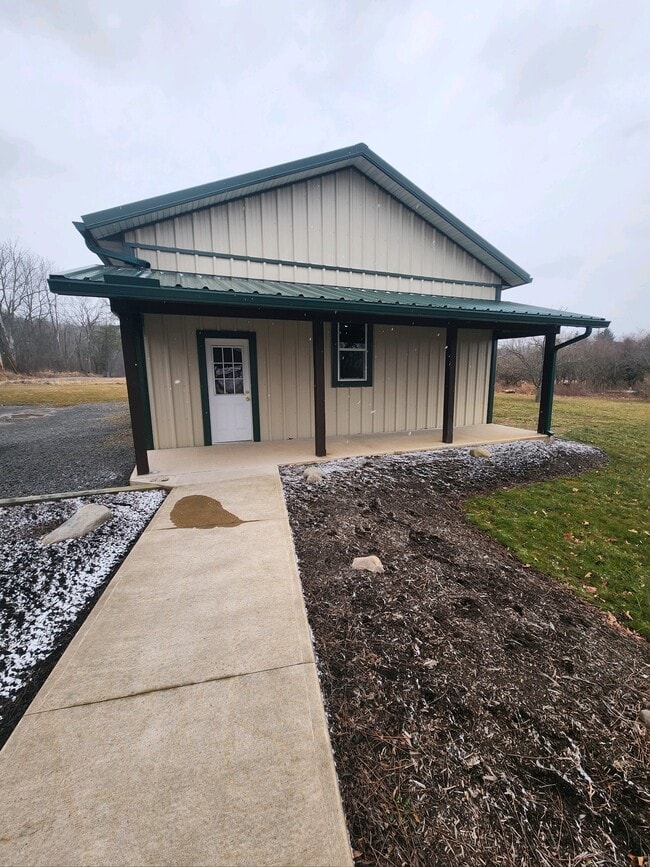 Building Photo - 717 Draketown Rd