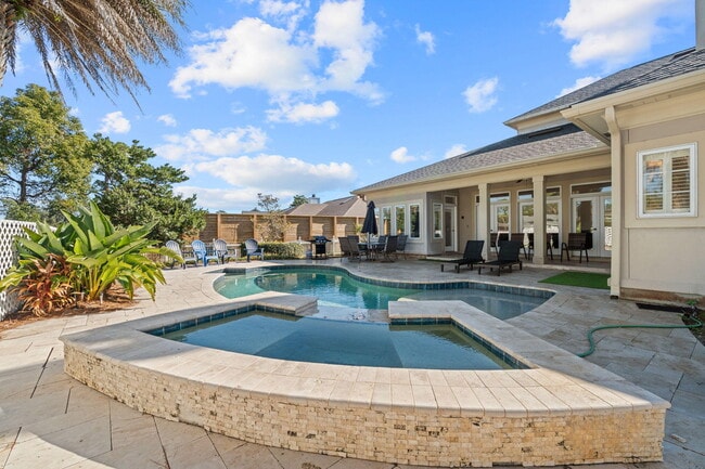 Building Photo - 322 Wahoo Rd