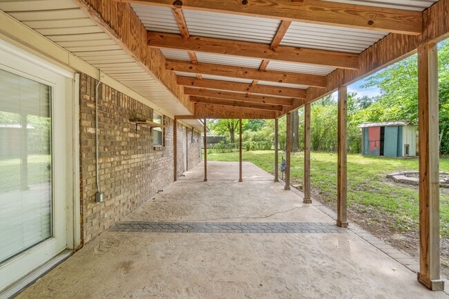 Building Photo - 2119 N 55th Pl