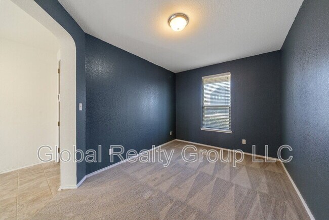 Building Photo - 8307 Pioneer Fld