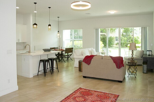 Building Photo - 23045 Clear Echo Dr